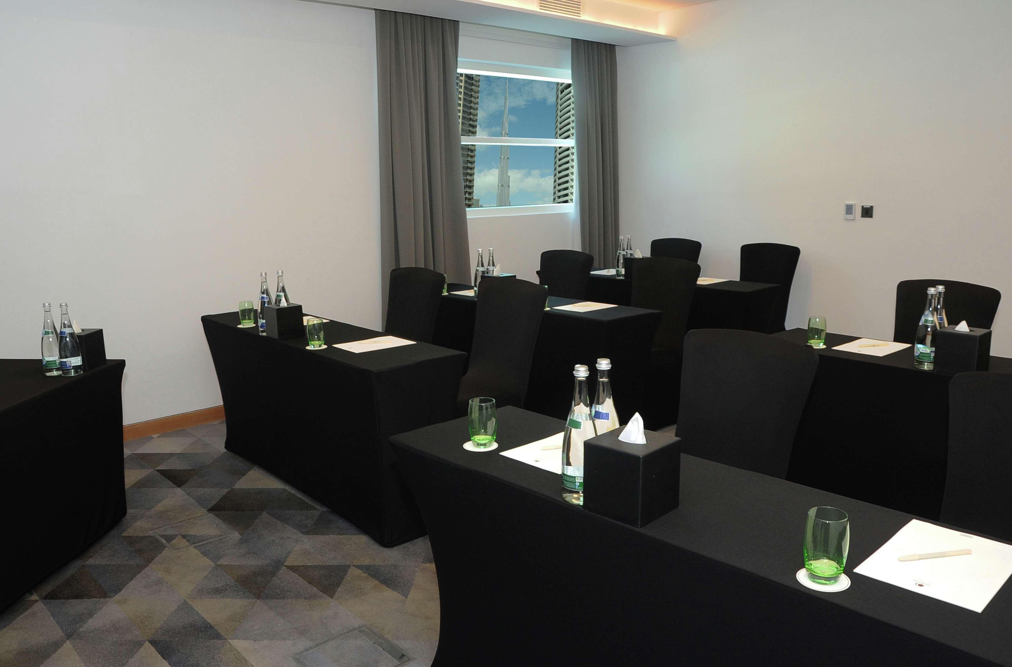 Doubletree By Hilton Dubai - Business Bay Hotel Exterior photo